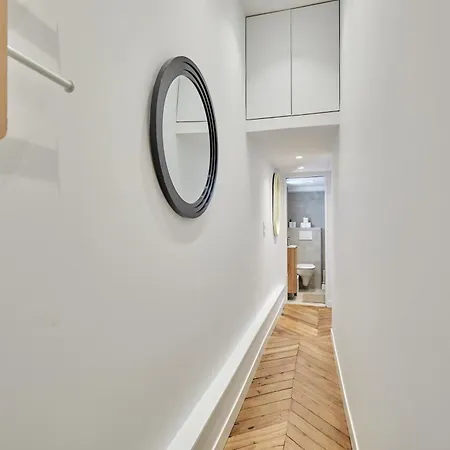 Lovely Studio-louvre & Palais Royal Апартаменты Париж