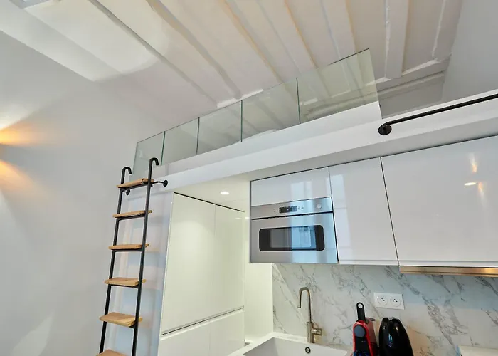 Lovely Studio-louvre & Palais Royal Apartment